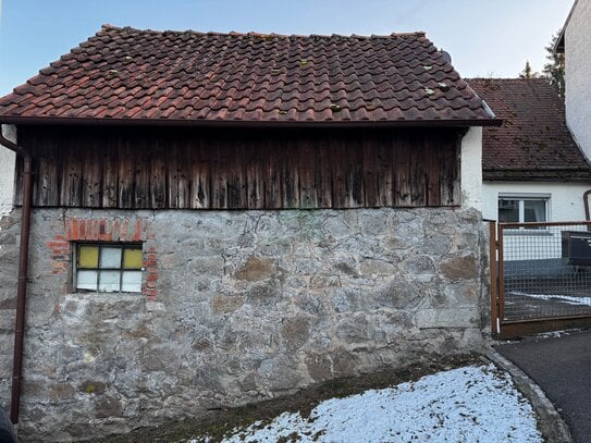 Kleines Stadthäuschen mit Nebengebäuden in Nabburg