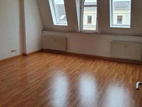 Bezaubernde Familienwohnung mit Balkon im Herzen von Döbeln!