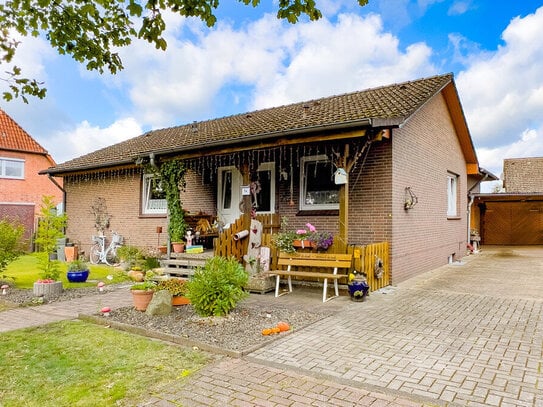 Freistehendes EFH mit ca. 93 m² Wohnfläche + ca. 83 m² Nutzfläche, Garten und Garage in Wietzendorf