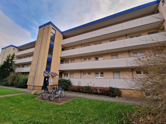 Frisch renoviert Wohnen - 3 Zimmer mit Balkon