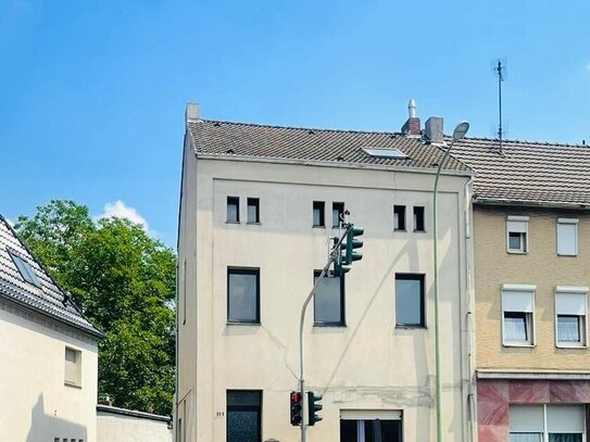 Machen Sie es zu Ihrem Projekt...Sanierungsbedürftiger Altbau in zentraler Lage von Niederau