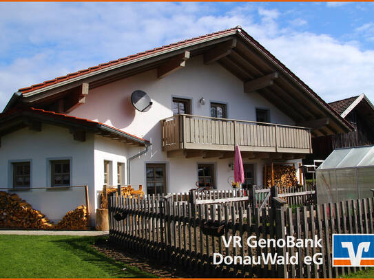 Zweifamilienhaus mit KfW-60-Standard im bayerischen Wald bei St. Englmar