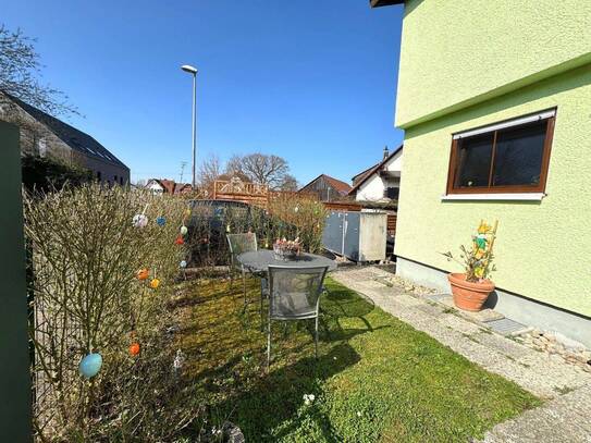 **Familienparadies - Reihenendhaus - mit großem Garten**