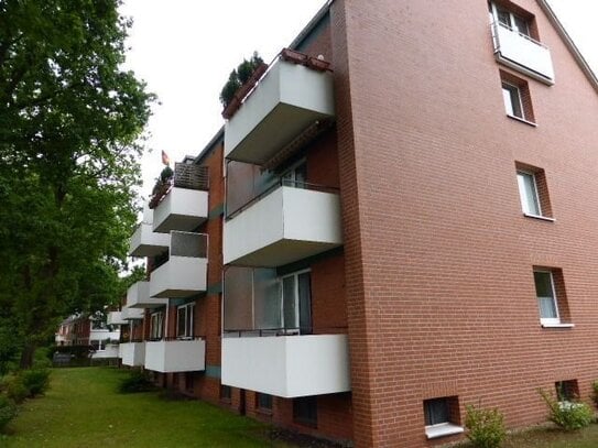 Schöne moderne 2 Zimmer Eigentumswohnung mit Westbalkon in Norderstedt - Harksheide zu verkaufen !!