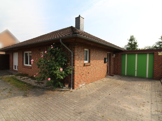 Ebeneriges Wohnen im Bungalow mit Garage und Terrasse auf einem kleinen,pflegeleichten Grundstück