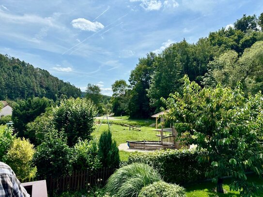 * sofort beziehbare schöne Wohnung mit großer Terrasse in Hohenfels *