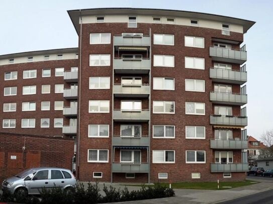 Großzügige modernisierte 3 Zimmer Wohnung mit Balkon