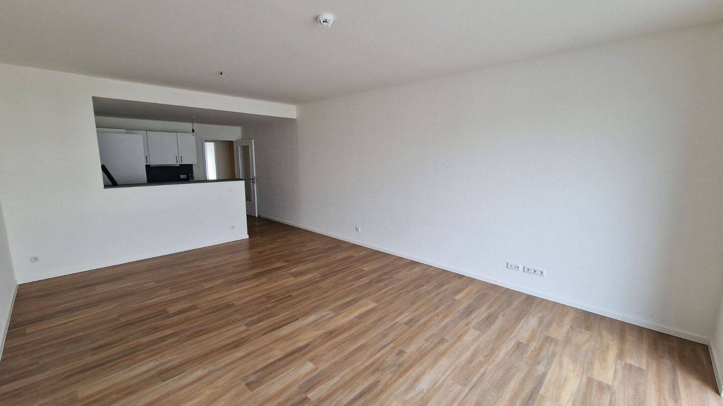 4 Zimmerwohnung mit Balkon/Einbauküche/Dusch & Wannenbad - Foto 1