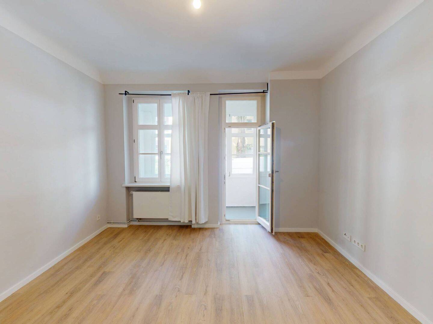 Wohnkomfort mit Loggia & Balkon: Moderne 3-Zi.-Whg. nahe S-Bhf Schöneweide - Photo 1