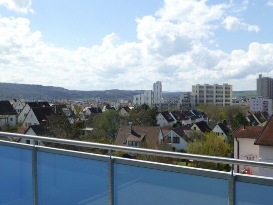 Nahe Stadtpark Leonberg - Schicke 3-Zimmer-Wohnung mit Balkon