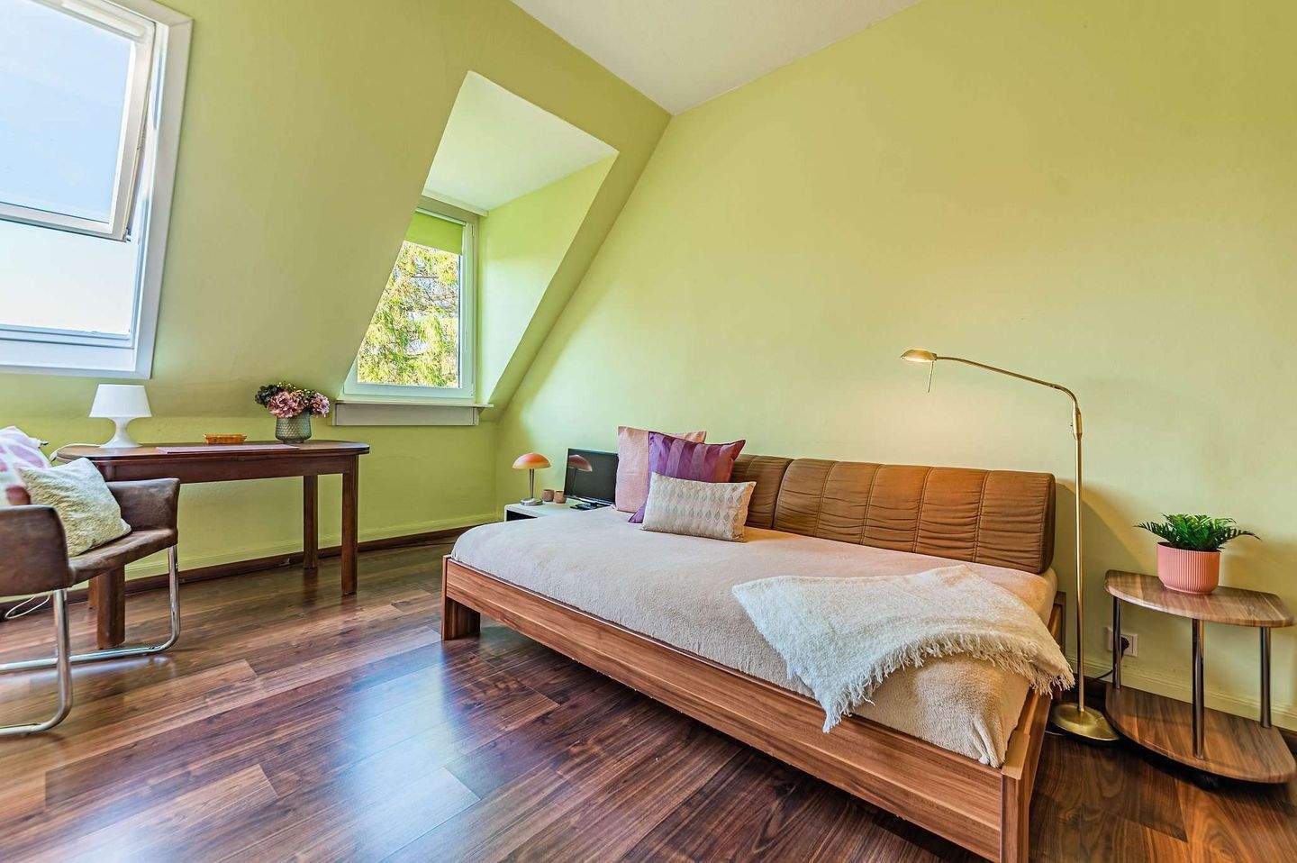 Modern möbliertes Single-Apartment in ruhiger Lage