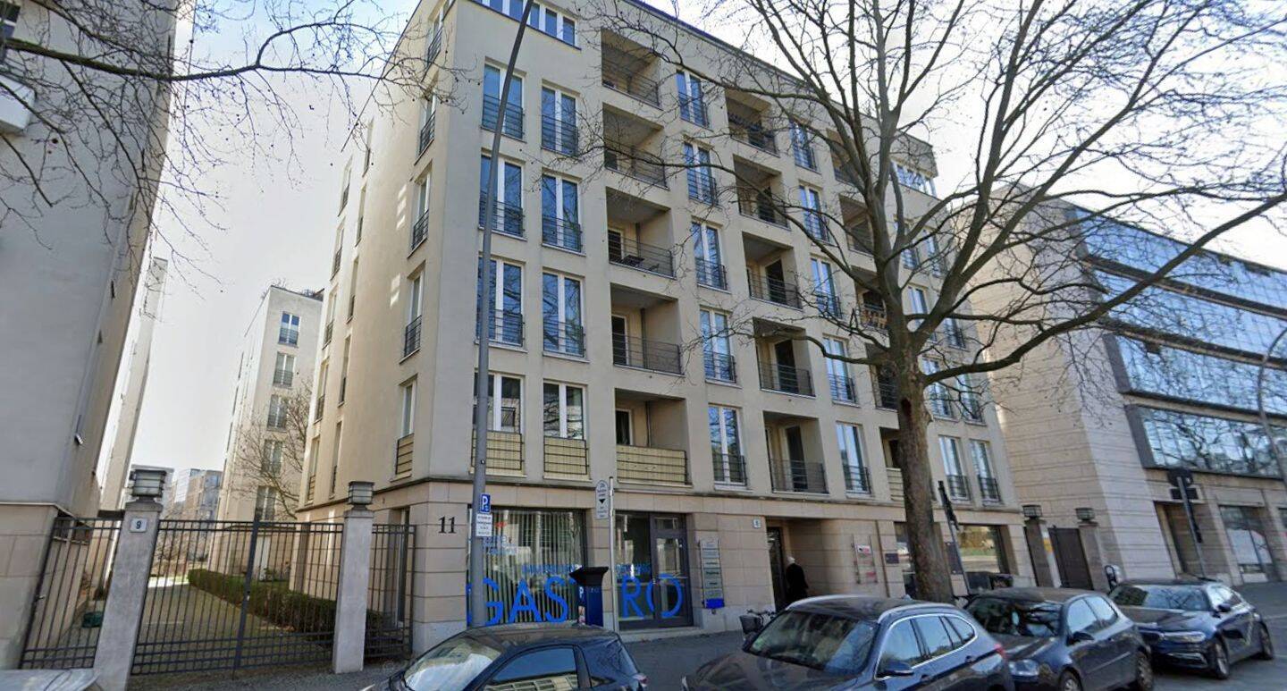 Möblierte 1-Zimmer-Wohnung mit Balkon in Tiergarten - Photo 1