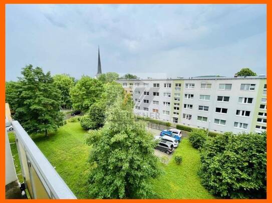 Gera-Langenberg! 4 Raum Whg. mit Balkon und Wanne!