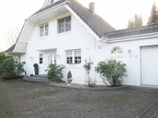 Ihr Traumhaus – repräsentative Landhausvilla in reizvoller Lage vor den Toren der Stadt!