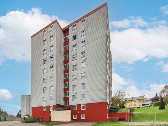 Sofort wohlfühlen: 3-Zi.-Hochparterrewohnung mit Balkon in Innenstadtlage