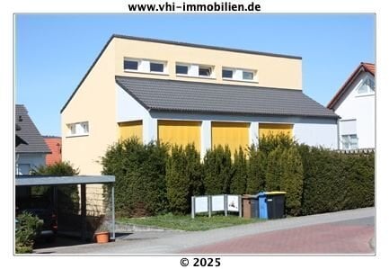 Taunusstein-Wehen tolles massives Einfamilenwohnhaus mit Einliegerrwohnung, Passivhaus,15 KW(m²a)