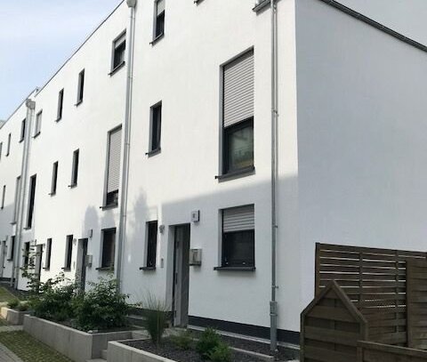 Top-Neubau: Bad Homburg/Ts., großzügiges Reihenhaus mit viel Platz für die Familie !