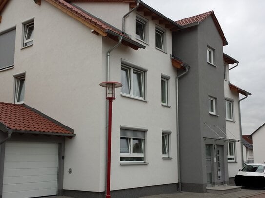 Maisonette-Wohnung EG+OG mit Gartenanteil und Balkon