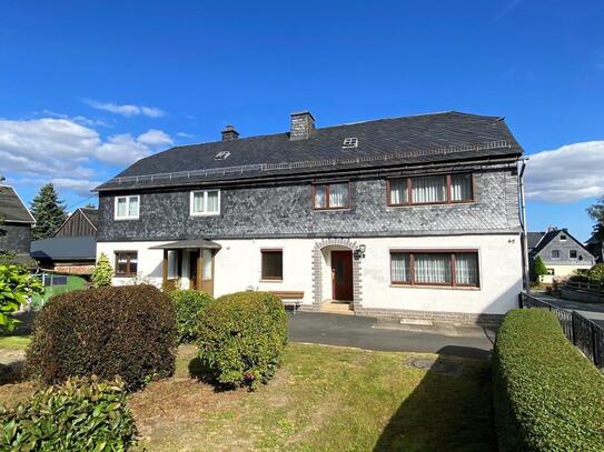 Gepflegtes Doppelhaus im thüringer Schiefergebirge mit Platz für 2 Familien (Eltern & Kinder), oder teilweiser Nutzung…