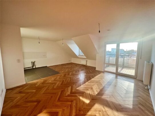 EXKLUSIVES und MODERNES NEUBAU-DACH mit Südbalkon- mit Fernsehturm-Weitblick-