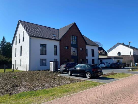 Lichtdurchflutete Dachgeschoßwohnung mit Sonnenbalkon in Winsen/Aller