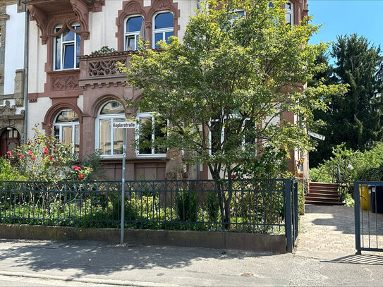 Möblierte 2 Zi.-Wohnung mit Terrasse und Gartenmitbenutzung in Heidelberg Neuenheim zu vermieten!