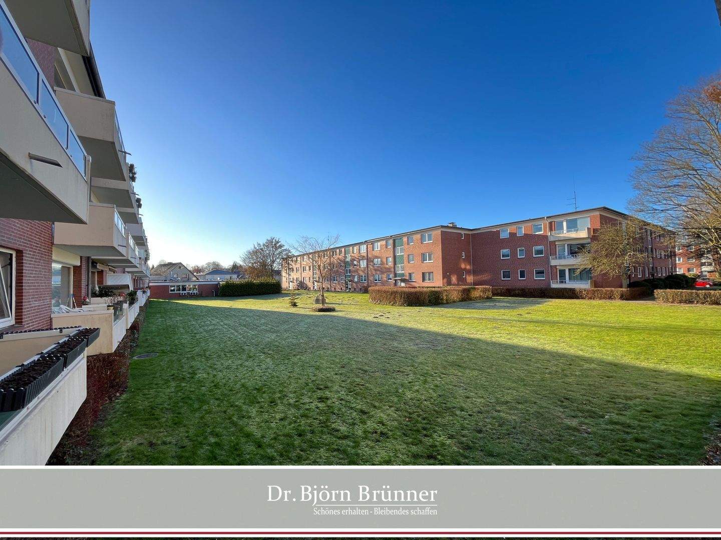 Bestens geschnitten, herrlich ruhig, sonniger Süd-Balkon zum Garten und Kfz-Stellplatz am Haus