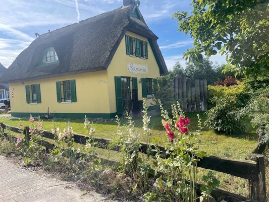 Attraktives Ferienobjekt in Ostseelage auf Rügen ca 150 m zum Ostseestrand SUPERPREIS !!