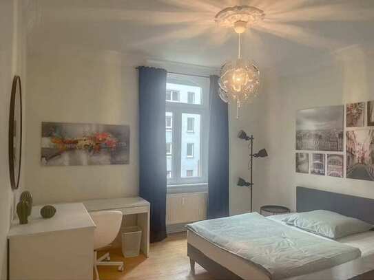 Furnished luxury 3 bedroom apartment in the heart of Nordend