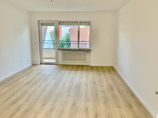 Frisch sanierte 3-Zimmer-Wohnung mit Balkon in ruhiger Toplage - perfekte Verkehrsanbindung