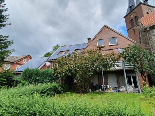 4-Zimmer Eigentumswohnung mit Balkon im 1. OG eines 4-FH in Ahlen-Vorhelm zu verkaufen!