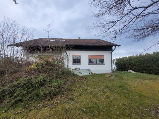 Einfamilienhaus, renovierungsbedürftig, mit großem GrundstückBirkenstr.