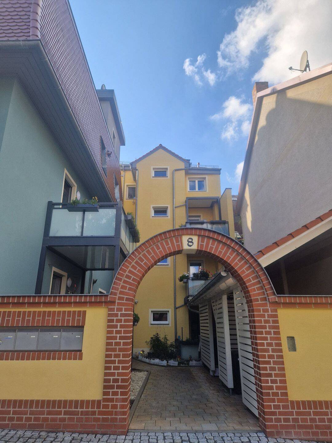                                                               Gro&szlig;z&uuml;gig geschnittene 3-Zimmer-Wohnung im Zentrum von Eisenberg                                                       in Eisenberg (Ostallgäu)