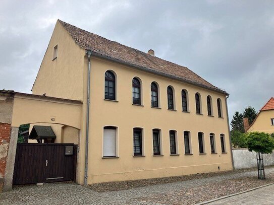 2-Familienhaus (2 separte überwiegend modernisierte Eigentumswohnungen) im Elbetal Prettin