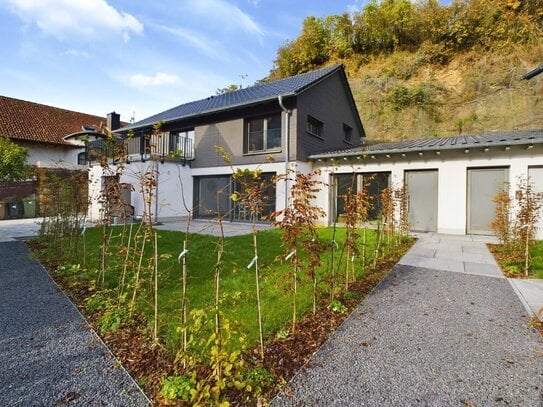 Neubau - Erstbezug! Luxuriöses Einfamilienhaus mit Terrasse und Garten