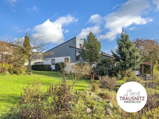 Wohnen in absolut ruhiger Lage - Einfamilienhaus mit zeitloser Architektur