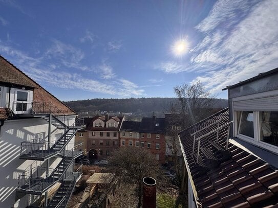 Charmante 2-Zimmer-Maisonette-Wohnung mit schönem Fernblick in Pforzheim-Eutingen