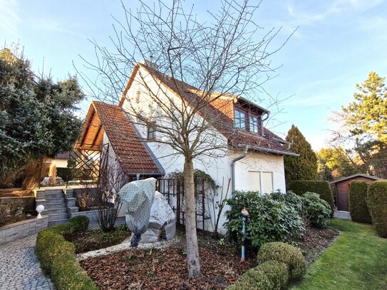 Einziehen und Wohlfühlen! Gepflegtes EFH in ruhiger Wohnlage von Hemhofen