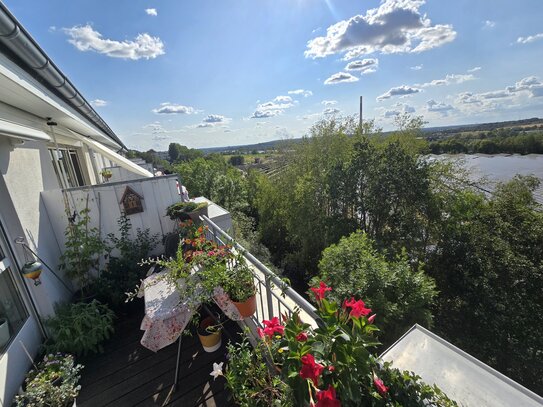 Hübsche, schöne Wohnung mit Balkon, Fahrstuhl/barrierefrei, TGSP