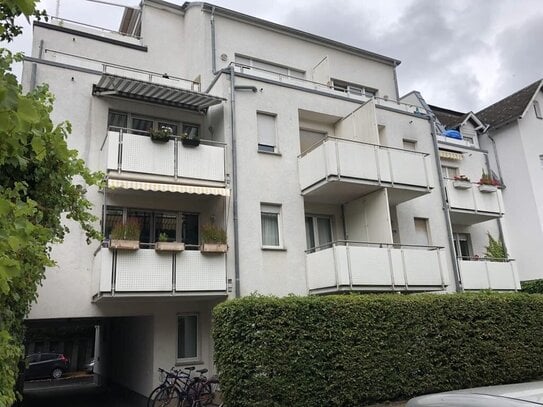 Mit Balkon und mitten in der City: Moderne, sehr schöne 1 Zimmer-Wohnung in Gießen, Riegelpfad 38