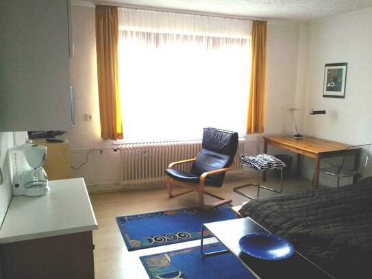 Schönes vollmöbliertes separates Apartment (keine WG) für 1 Person (Nichtraucher)