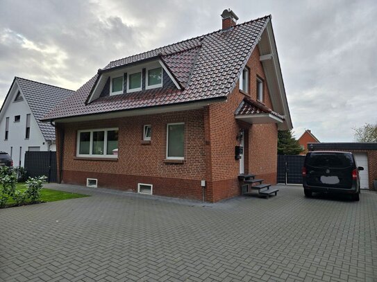 *Reserviert* Willkommen in Ihrem neuen Zuhause in Cappeln: Einfamilienhaus mit Garage und großem Garten zu verkaufen.