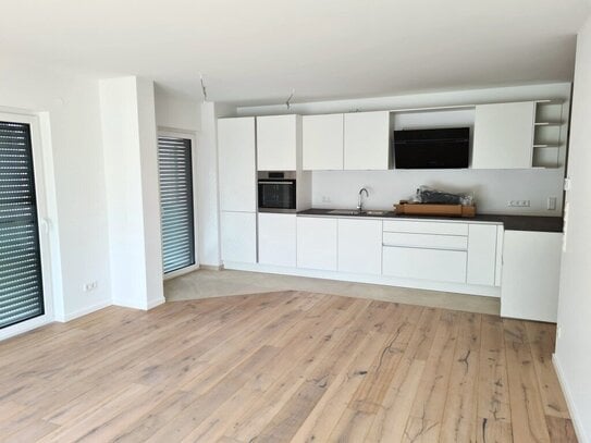 KfW 40 / Neuwertige 3-Zi. ETW mit 16 m² Balkon in Fürth - Stadeln / Wohnung kaufen