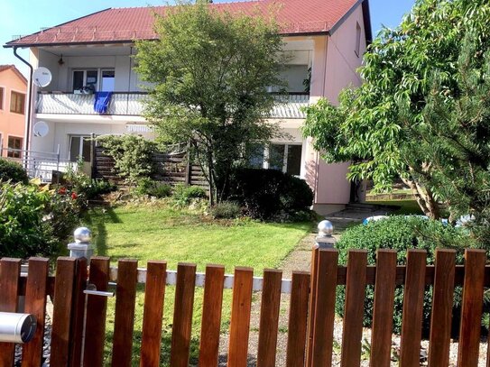 Ruhige 3 Zimmerwohnung in Zweifamilienhaus mit EBK und Gartenmitbenutzung