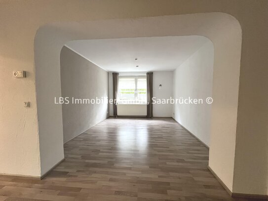 Einziehen und Wohlfühlen - Erdgeschosswohnung mit Terrasse in schöner Lage von Saarlouis-Roden