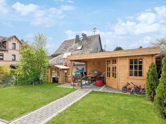 Günstige wohnen - Einfamilienhaus mit schönem Garten in ruhiger Lage - 3km bis Emmelshausen!