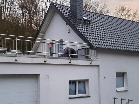 Moderne Wohnung mit großer Terrasse