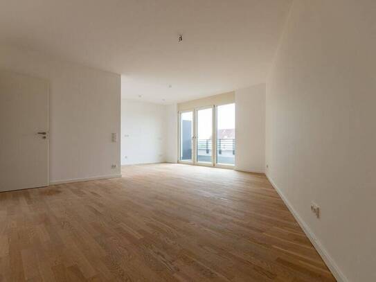 Wunderschöne Dachgeschoss-Wohnung | 2 Terrassen | Büro | Bad mit Wanne | Parkett | HWR | Aufzug