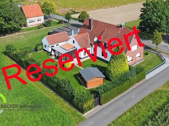 Reserviert - Sehr gepflegtes Haus mit viel Platz innen und außen in Lübbecke zu verkaufen.