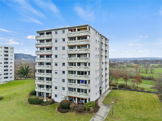 Blick ins Grüne - Schöne 3,5-Zi.-Maisonette-Wohnung mit zwei Balkonen & TG-Stellplatz in Singen-Nord